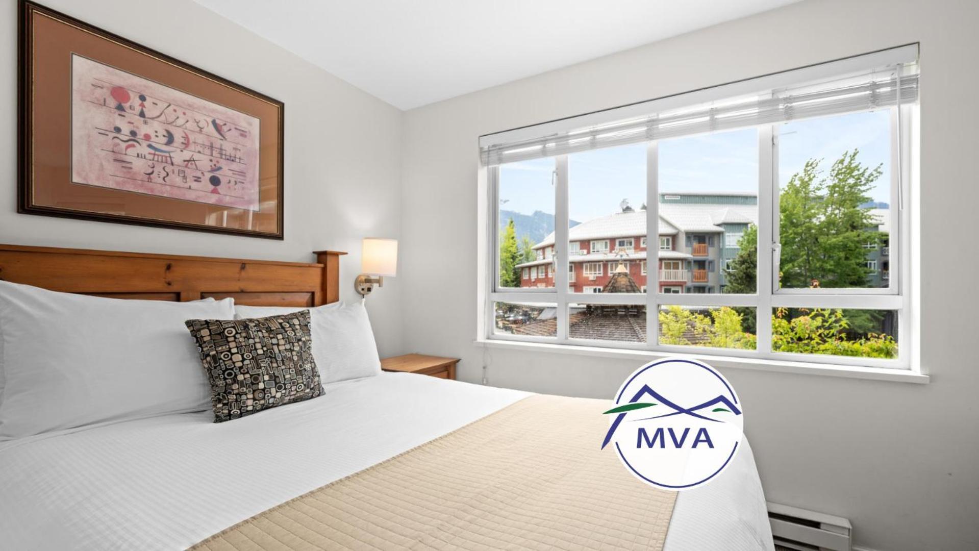 Bear Lodge Two Bedroom By Mva Whistler Extérieur photo